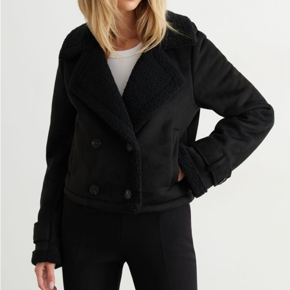 DYNAMITE CROP SHEARLING PEACOAT